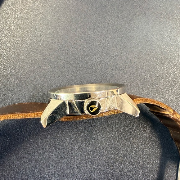 Nixon The Corporal “Take Charge” 100M SS Japan 13B Watch Horween Leather Band - Picture 6 of 7